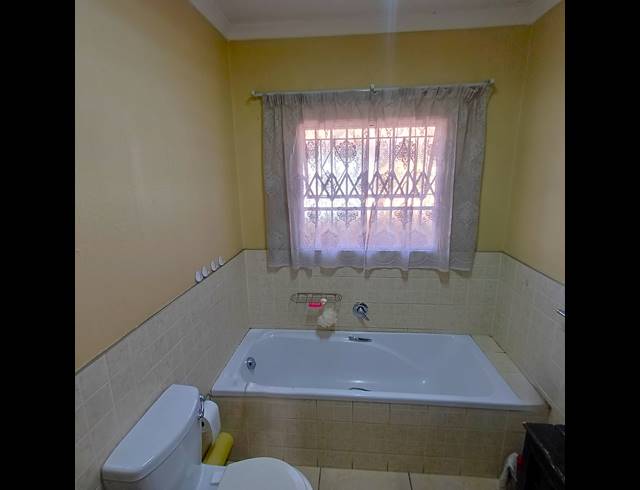 3 BEDROOM TOWNHOUSE FOR SALE IN RIVERSDALE